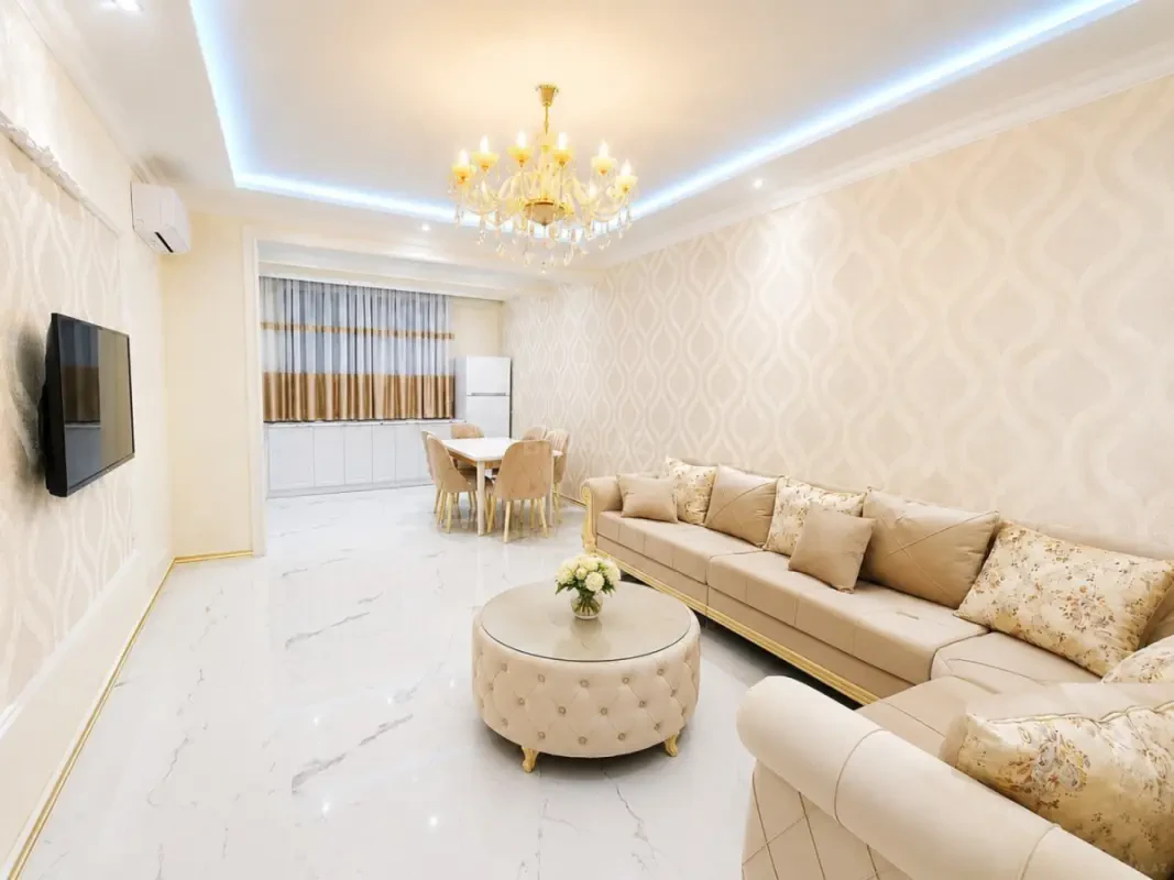 Kirayə verilir 3 otaqlı mənzil 104 m²