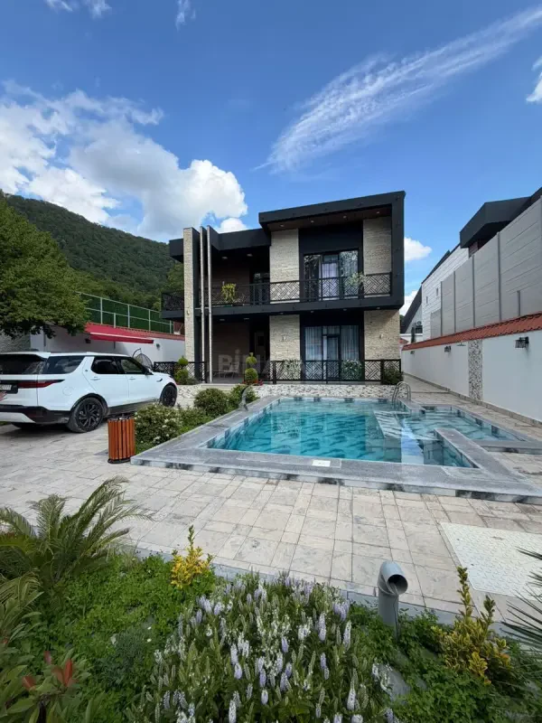 Kirayə verilir 5 otaqlı həyət evi 190 m²