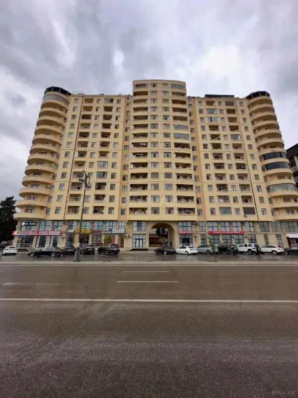 Satılır 3 otaqlı mənzil 90 m²
