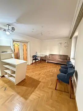 Kirayə verilir 4 otaqlı ofis 170 m² — Bakı, Nərimanov 4 otaq 170.00 m²