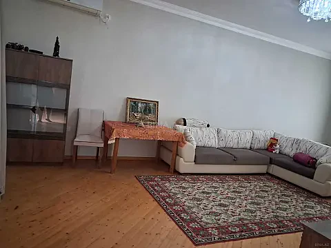 Kirayə verilir 4 otaqlı həyət evi 200 m² — Bakı, Badamdar 4 otaq 200.00 m²
