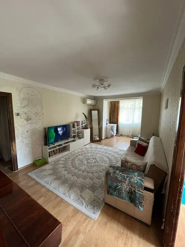 Satılır 2 otaqlı mənzil 48 m²
