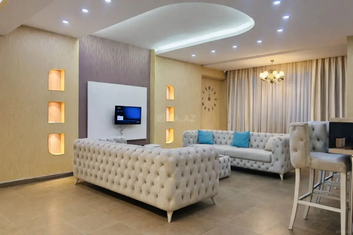Kirayə verilir 3 otaqlı mənzil 130 m²