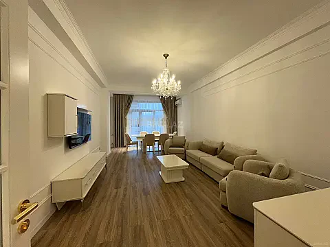 Kirayə verilir 3 otaqlı mənzil 130 m² — Bakı 3 otaq 130.00 m²