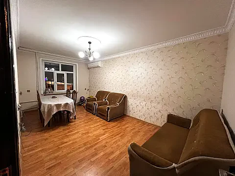 Kirayə verilir 3 otaqlı mənzil 82 m² — Bakı 3 otaq 82.00 m²