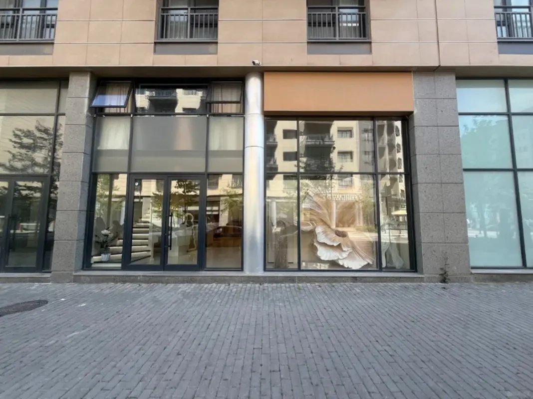 Kirayə verilir obyekt 60 m²