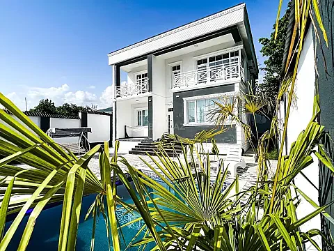 Kirayə verilir 4 otaqlı həyət evi 220 m² — Qəbələ 4 otaq 220.00 m²