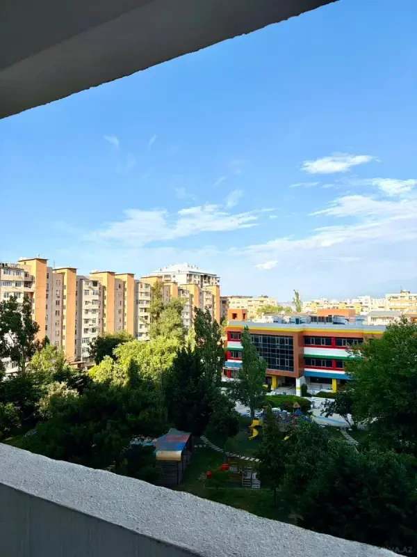 Satılır 1 otaqlı mənzil 73.2 m²