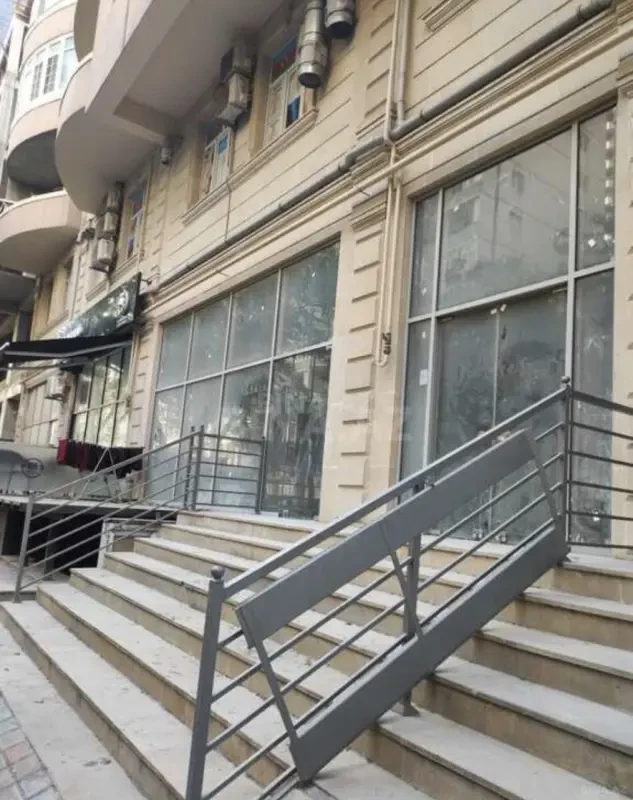 Kirayə verilir obyekt 210 m²