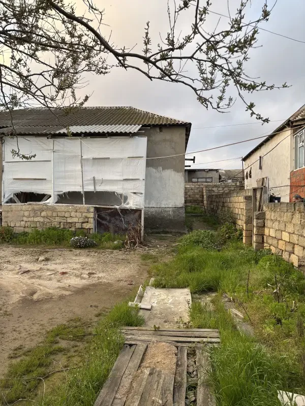 Kirayə verilir 3 otaqlı həyət evi 90 m²