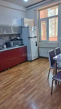 Kirayə verilir 3 otaqlı mənzil 103 m² — Bakı, Həzi Aslanov qəs. 3 otaq 103.00 m²