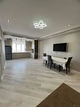 Kirayə verilir 3 otaqlı mənzil 93 m² — Bakı, Köhnə Günəşli 3 otaq 93.00 m²
