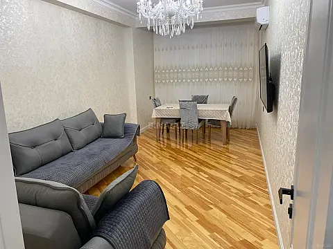 Kirayə verilir 3 otaqlı mənzil 120 m² — Bakı, Bakıxanov 3 otaq 120.00 m²