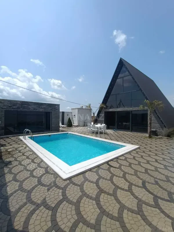 Kirayə verilir 3 otaqlı həyət evi 100 m²