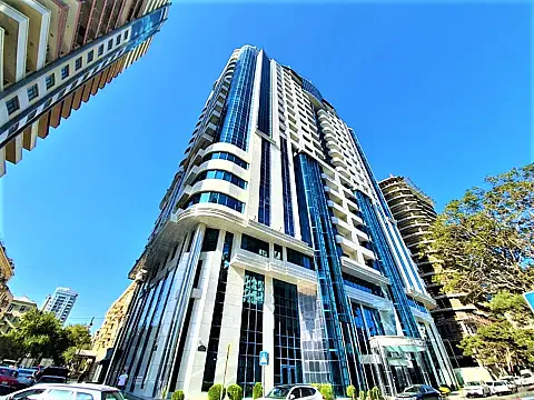 Kirayə verilir 4 otaqlı mənzil 280 m² — Bakı 4 otaq 280.00 m²