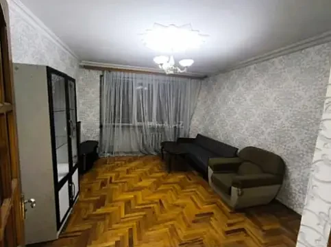 Kirayə verilir 3 otaqlı mənzil 80 m² — Bakı, Memar Əcəmi yanı 3 otaq 80.00 m²