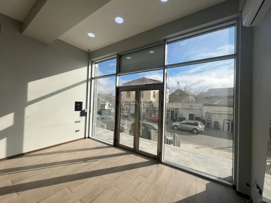 Kirayə verilir 1 otaqlı ofis 53 m²