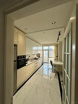 Kirayə verilir 3 otaqlı mənzil 121 m² — Bakı, Nərimanov 3 otaq 121.00 m²