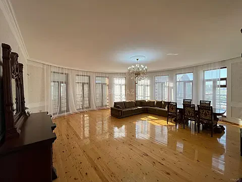Kirayə verilir 3 otaqlı mənzil 160 m² — Bakı, Xətai 3 otaq 160.00 m²