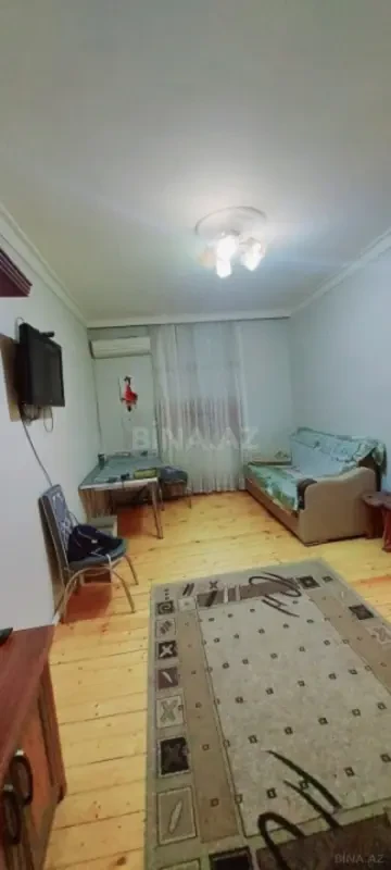 Kirayə verilir 2 otaqlı mənzil 45 m²