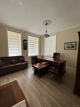 Kirayə verilir 3 otaqlı ofis 90 m² — Bakı, Nizami 3 otaq 90.00 m²