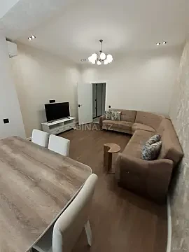 Kirayə verilir 2 otaqlı mənzil 85 m² — Bakı 2 otaq 85.00 m²