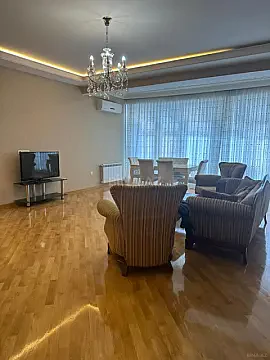 Kirayə verilir 3 otaqlı mənzil 140 m² — Bakı, Xətai 3 otaq 140.00 m²