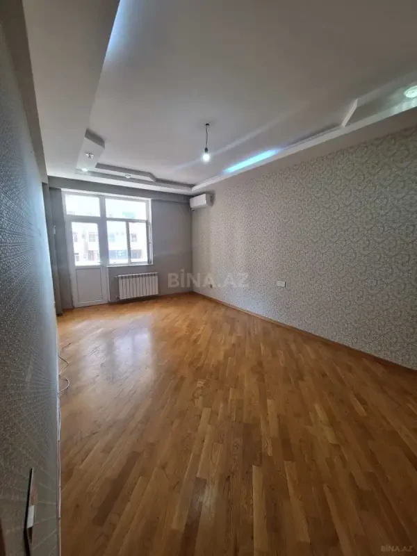 Kirayə verilir 1 otaqlı mənzil 70 m²