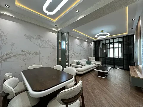 Satılır 3 otaqlı mənzil 100 m² — Bakı, Həzi Aslanov qəs. 3 otaq 100.00 m²