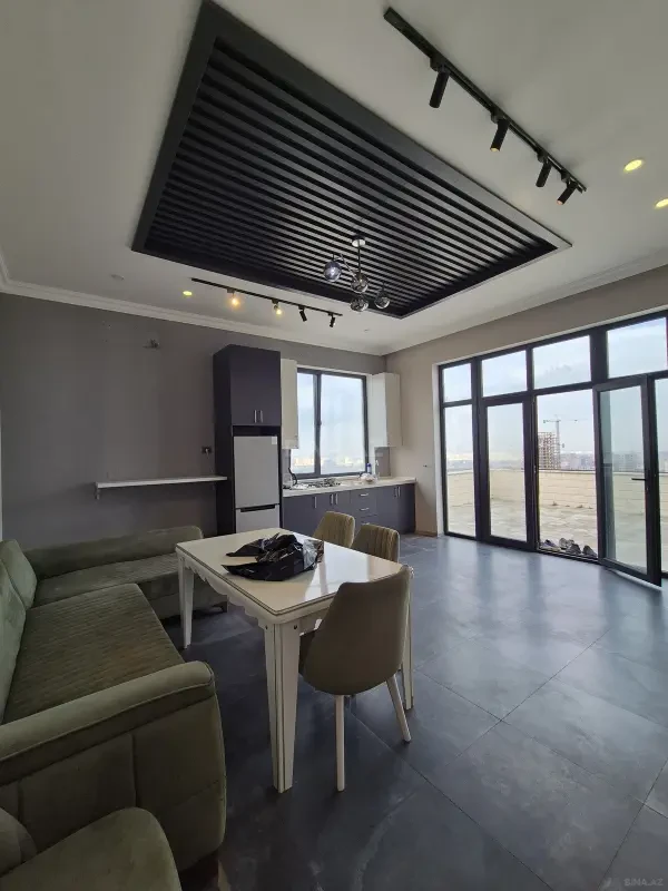 Kirayə verilir 3 otaqlı mənzil 100 m²