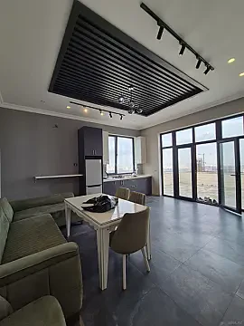 Kirayə verilir 3 otaqlı mənzil 100 m² — Bakı, Memar Əcəmi yanı 3 otaq 100.00 m²