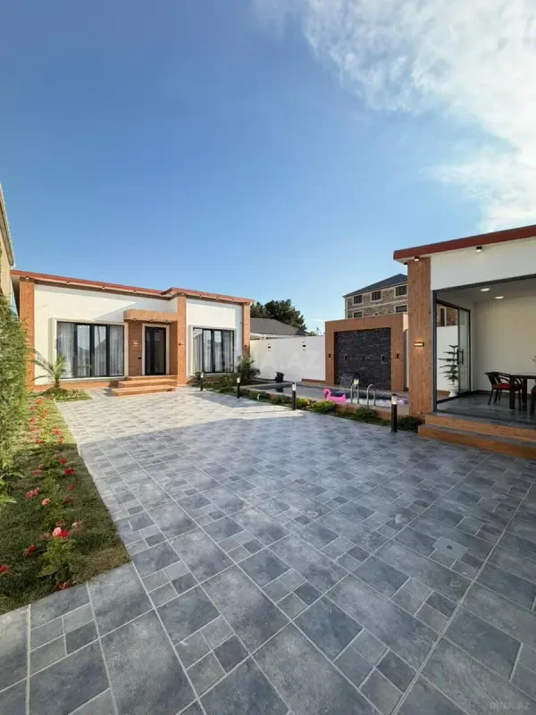 Satılır 4 otaqlı həyət evi 180 m²
