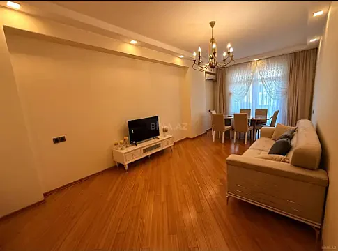 Kirayə verilir 3 otaqlı mənzil 125 m² — Bakı, Nizami 3 otaq 125.00 m²