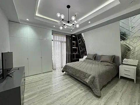 Kirayə verilir 3 otaqlı mənzil 120 m² — Bakı 3 otaq 120.00 m²