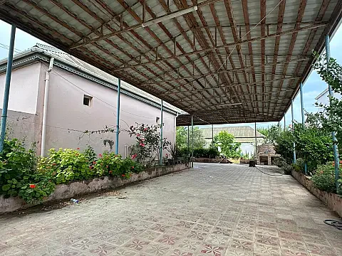 Satılır 4 otaqlı həyət evi 150 m² — Bakı, Şağan 4 otaq 150.00 m²