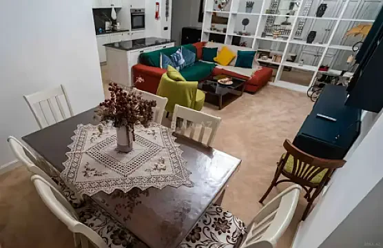 Kirayə verilir 3 otaqlı mənzil 125 m² — Bakı, Nərimanov 3 otaq 125.00 m²
