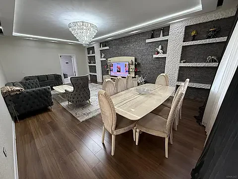 Satılır 3 otaqlı mənzil 134 m² — Bakı, Memar Əcəmi yanı 3 otaq 134.00 m²