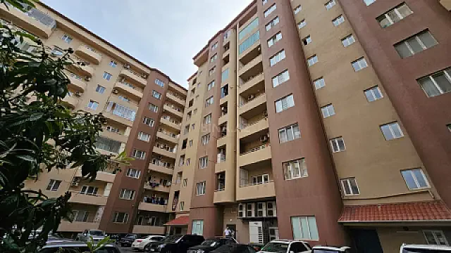 Kirayə verilir 3 otaqlı mənzil 135 m² — Bakı 3 otaq 135.00 m²