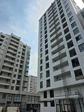 Satılır 3 otaqlı mənzil 148 m² — Bakı 3 otaq 148.00 m²