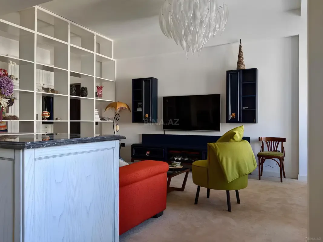 Kirayə verilir 3 otaqlı mənzil 125 m²