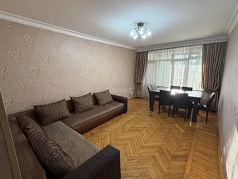 Kirayə verilir 2 otaqlı mənzil 85 m² — Bakı 2 otaq 85.00 m²