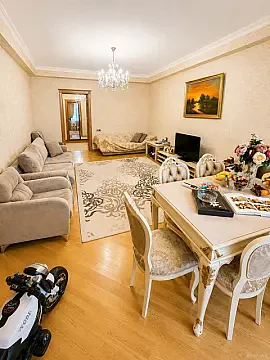 Kirayə verilir 3 otaqlı mənzil 150 m² — Bakı, Nərimanov 3 otaq 150.00 m²