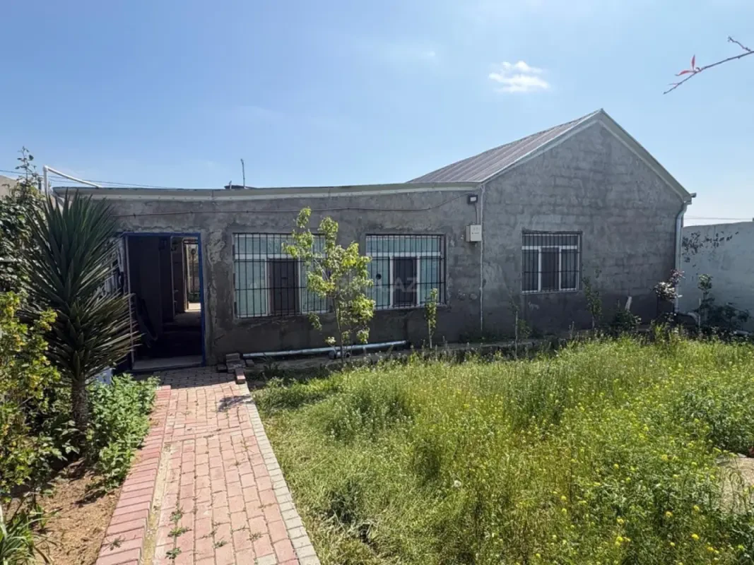 Satılır 2 otaqlı həyət evi 80 m²