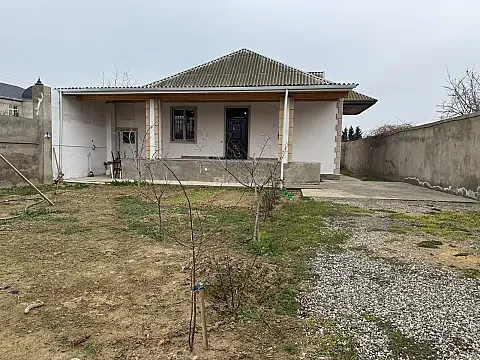 Satılır 4 otaqlı həyət evi 130 m² — Bakı 4 otaq 130.00 m²