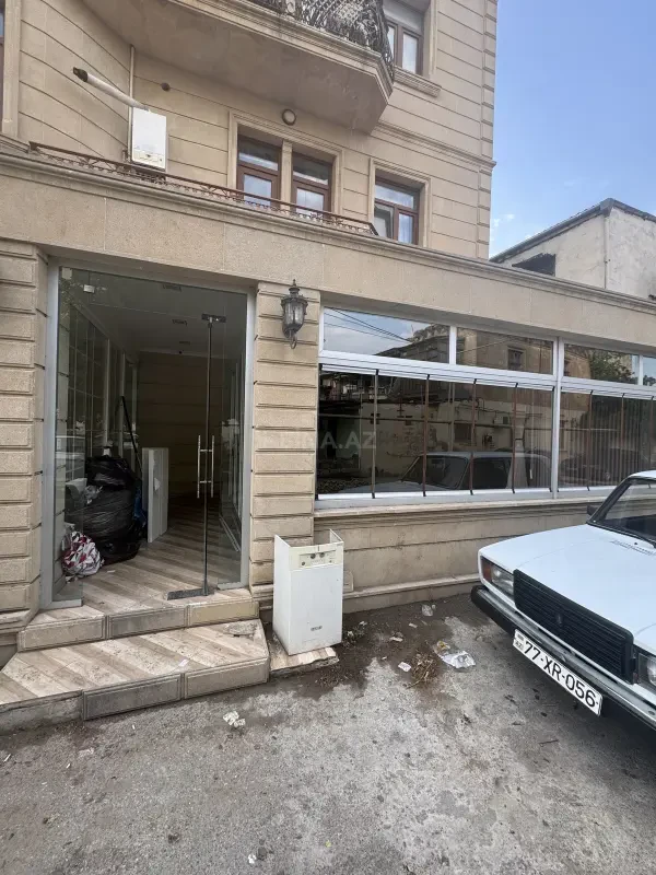 Kirayə verilir obyekt 130 m²