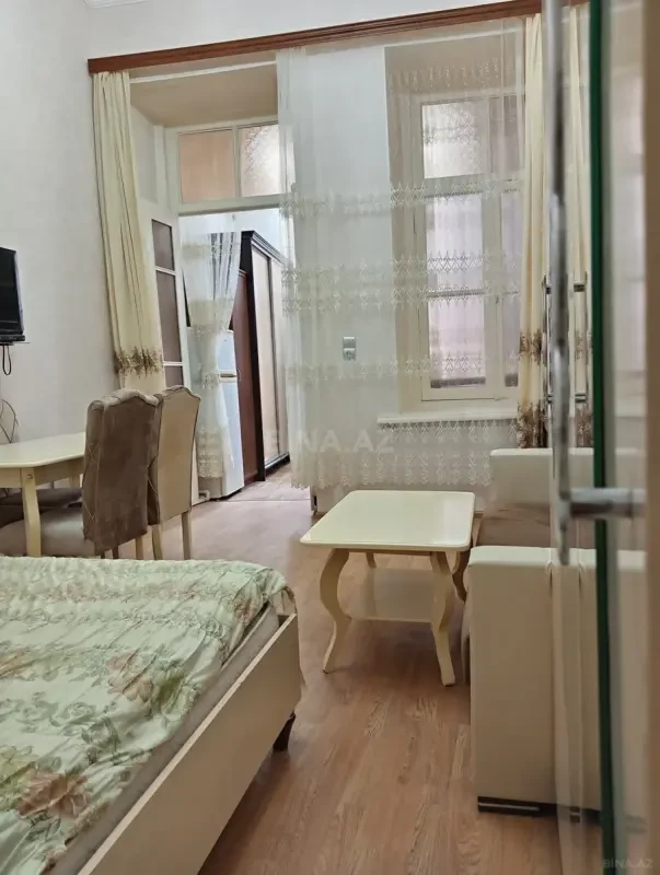 Satılır 1 otaqlı mənzil 30 m²