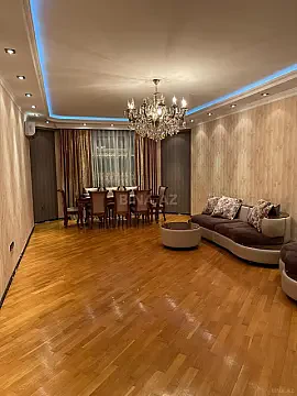 Kirayə verilir 3 otaqlı mənzil 160 m² — Bakı, Xətai 3 otaq 160.00 m²