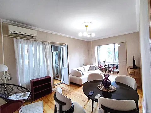 Kirayə verilir 2 otaqlı mənzil 45 m² — Bakı, 8-ci mikrorayon 2 otaq 45.00 m²