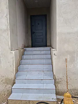 Satılır 6 otaqlı həyət evi 180 m² — Bakı 6 otaq 180.00 m²