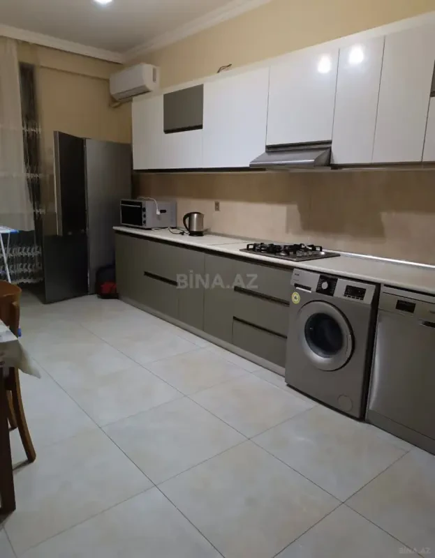 Kirayə verilir 3 otaqlı mənzil 100 m²